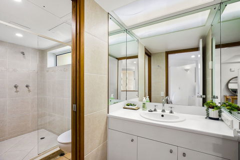 Garden Penthouse Netanya - Redcliffe Tourism 4