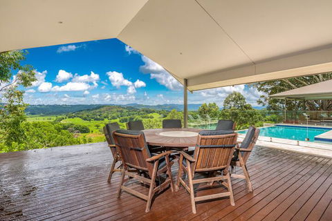 A PERFECT STAY - Serene Myocum - Redcliffe Tourism 2