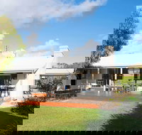 Gifford Getaway - Redcliffe Tourism