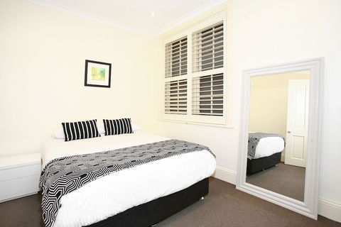 I Can View Woolloomooloo - Redcliffe Tourism 3