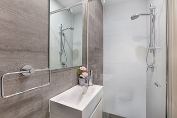 RUBINA VILLAS SYDNEY - Redcliffe Tourism 4