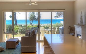 Noraville On The Beach - Redcliffe Tourism 2