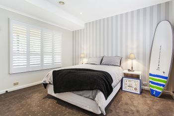 La Provence - Redcliffe Tourism 1