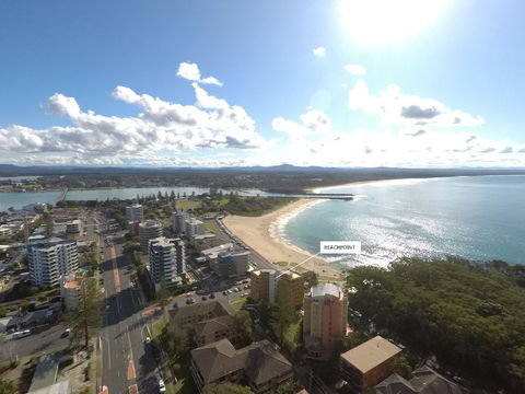 Beachpoint Unit 202 - Redcliffe Tourism 6