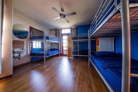 Mad Monkey Backpackers Bayswater - Redcliffe Tourism 5
