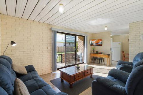 Apollo Unit 26 - Redcliffe Tourism 0