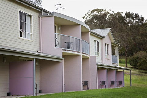 BATHURST GOLDFIELDS MOTEL On MOUNT PANORAMA - Redcliffe Tourism 3