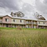 BATHURST GOLDFIELDS MOTEL On MOUNT PANORAMA - Redcliffe Tourism 0