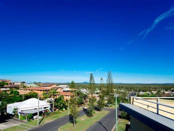 Seaspray Apartments - Redcliffe Tourism 0