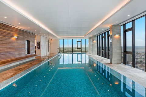 Southbank Platinum Tower Apartment - Redcliffe Tourism 3