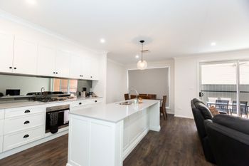 Brand New Townhouse - Redcliffe Tourism 1