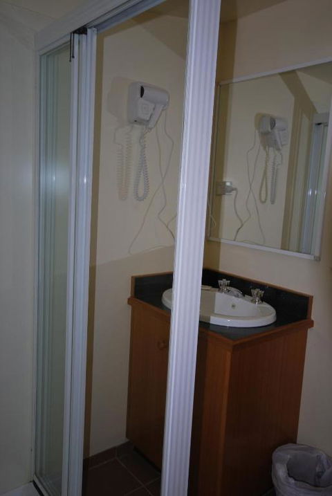 Alpine Heights 28 - Redcliffe Tourism 2