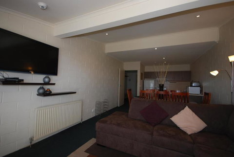 Alpine Heights 08 - Redcliffe Tourism 3