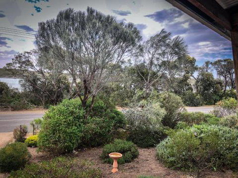 Samphire Beach House - Redcliffe Tourism 4