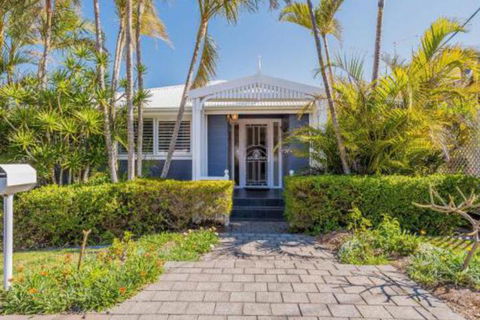 Kenlee Family & Pet Friendly - Redcliffe Tourism 7