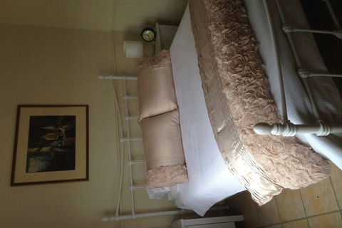 Mulla Villa - Redcliffe Tourism 3