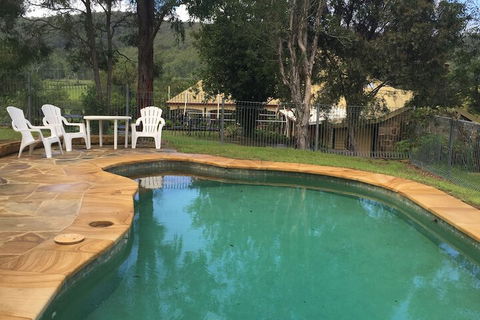 Mulla Villa - Redcliffe Tourism 1