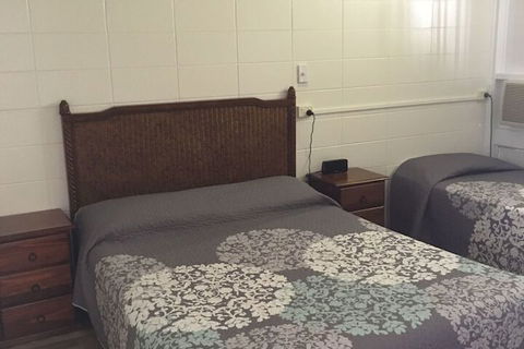 A1 Inn The City - Redcliffe Tourism 3