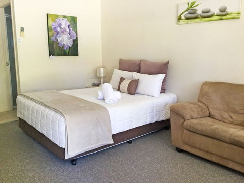 Alstonville Settlers Motel - Redcliffe Tourism 4