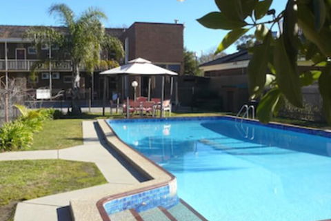 Australia Park Motel - Redcliffe Tourism 3