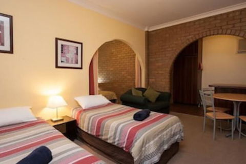 Albury Classic Motor Inn - Redcliffe Tourism 7