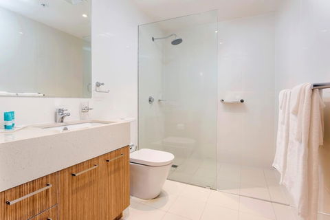 Astra Apartments Adelaide - Redcliffe Tourism 5
