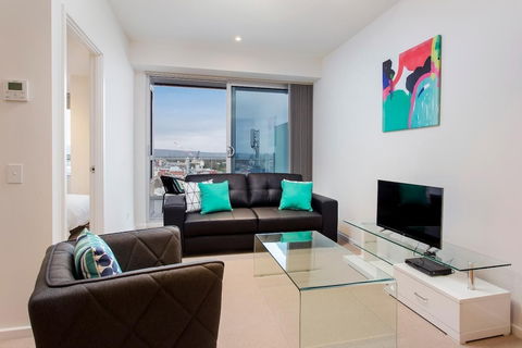 Astra Apartments Adelaide - Redcliffe Tourism 6