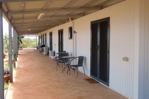 Ningaloo Bed And Breakfast - Redcliffe Tourism 7