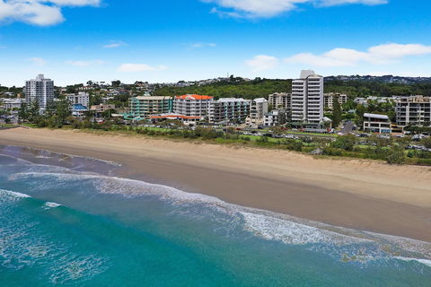 Ocean Boulevard - Redcliffe Tourism 0