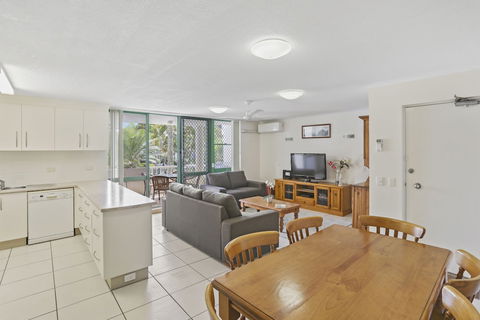 Headland Gardens Holiday Resort - Redcliffe Tourism 6
