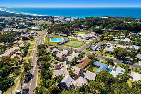 Rainbow Getaway Holiday Apartments - Redcliffe Tourism 2