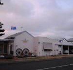Vue de M Bed  Breakfast - Redcliffe Tourism