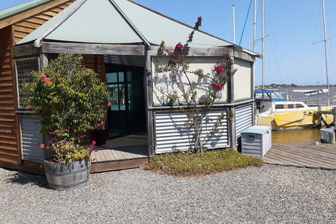 Boat Haven Studios - Redcliffe Tourism 6