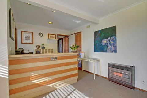 Always Welcome Motel - Redcliffe Tourism 3