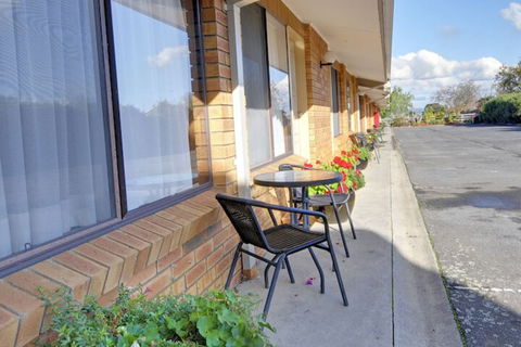 Always Welcome Motel - Redcliffe Tourism 1