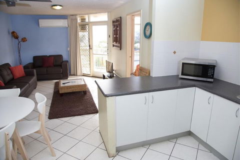 Northpoint Holiday Apartments - Redcliffe Tourism 6