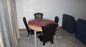Cervantes Holiday Homes - Redcliffe Tourism 6