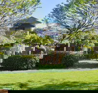 Tree Elle - Redcliffe Tourism