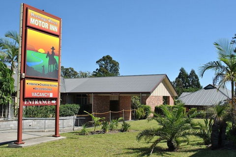 Heritage River Motor Inn - Redcliffe Tourism 1