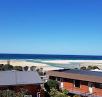 Blue Seas Holiday Villas - Redcliffe Tourism