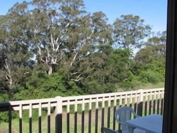 Lookout Holiday Units - Redcliffe Tourism 2