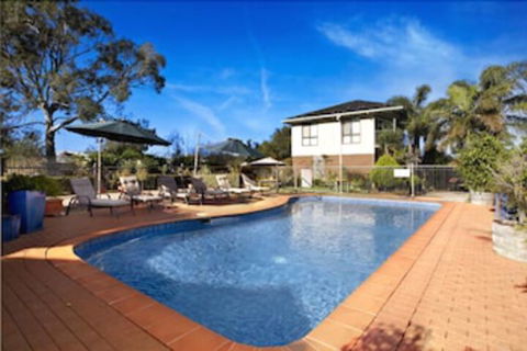 Paradise Holiday Apartments - Redcliffe Tourism 2