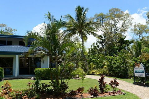 Apollo Jewel Beachfront Apartments - Redcliffe Tourism 4