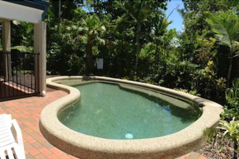 Apollo Jewel Beachfront Apartments - Redcliffe Tourism 5