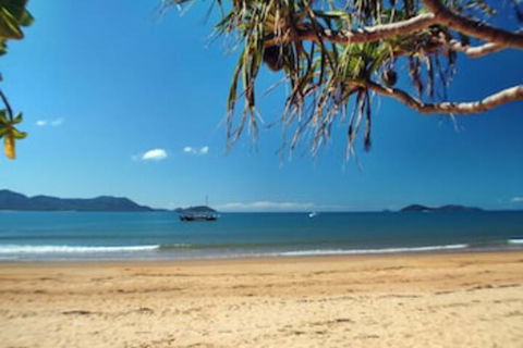 Apollo Jewel Beachfront Apartments - Redcliffe Tourism 0