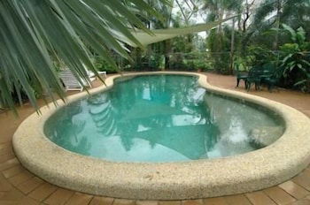 Hibiscus Lodge Bed & Breakfast - Redcliffe Tourism 0