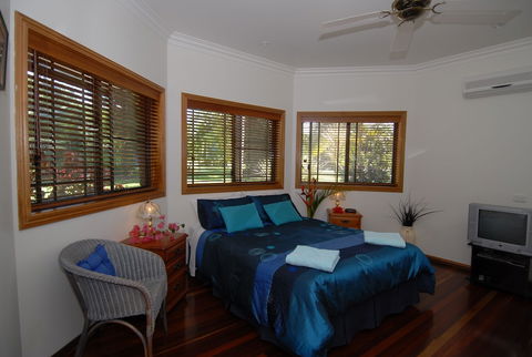 Hibiscus Lodge Bed & Breakfast - Redcliffe Tourism 6