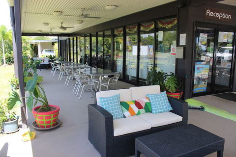 Dunk Island View Caravan Park - Redcliffe Tourism 7