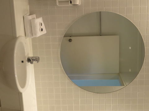 Sunseeker Lodge - Redcliffe Tourism 6