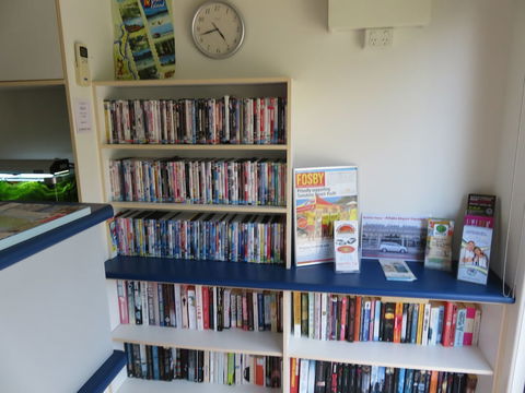 Sunseeker Lodge - Redcliffe Tourism 5